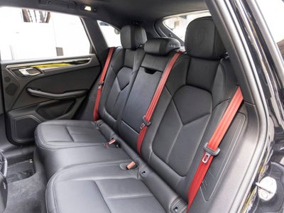 2023 Porsche Macan Macan