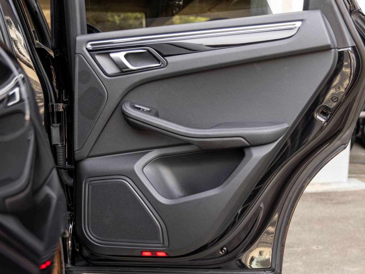 2023 Porsche Macan Macan