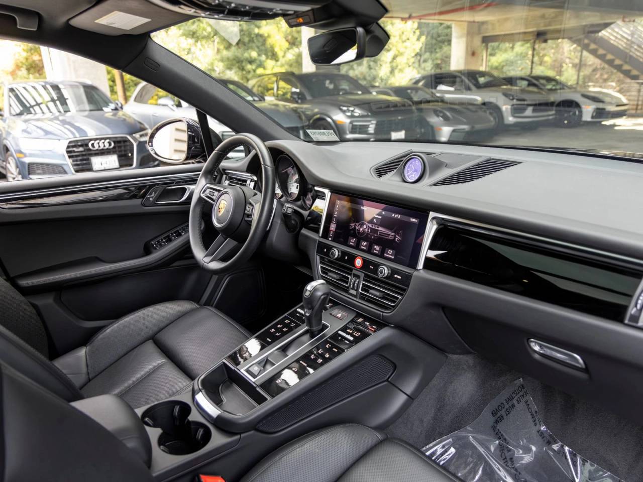 2023 Porsche Macan Macan