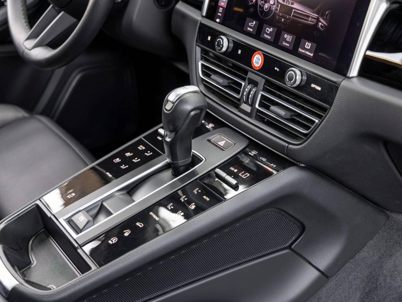 2023 Porsche Macan Macan