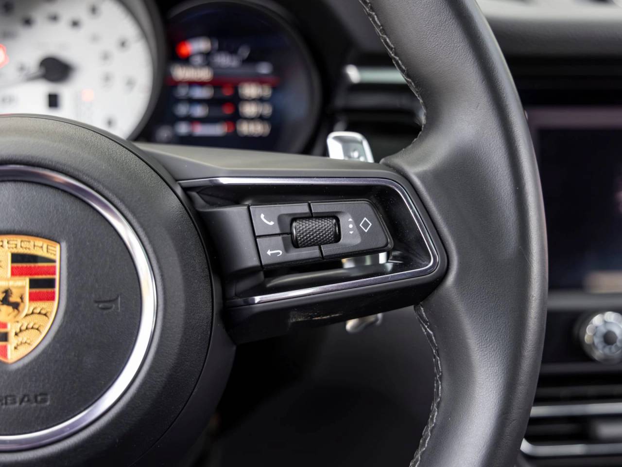 2023 Porsche Macan Macan