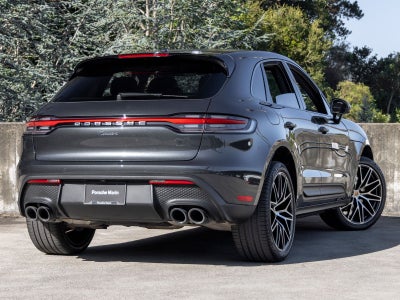 2023 Porsche Macan Base