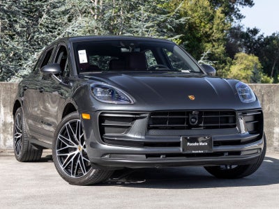 2023 Porsche Macan Base