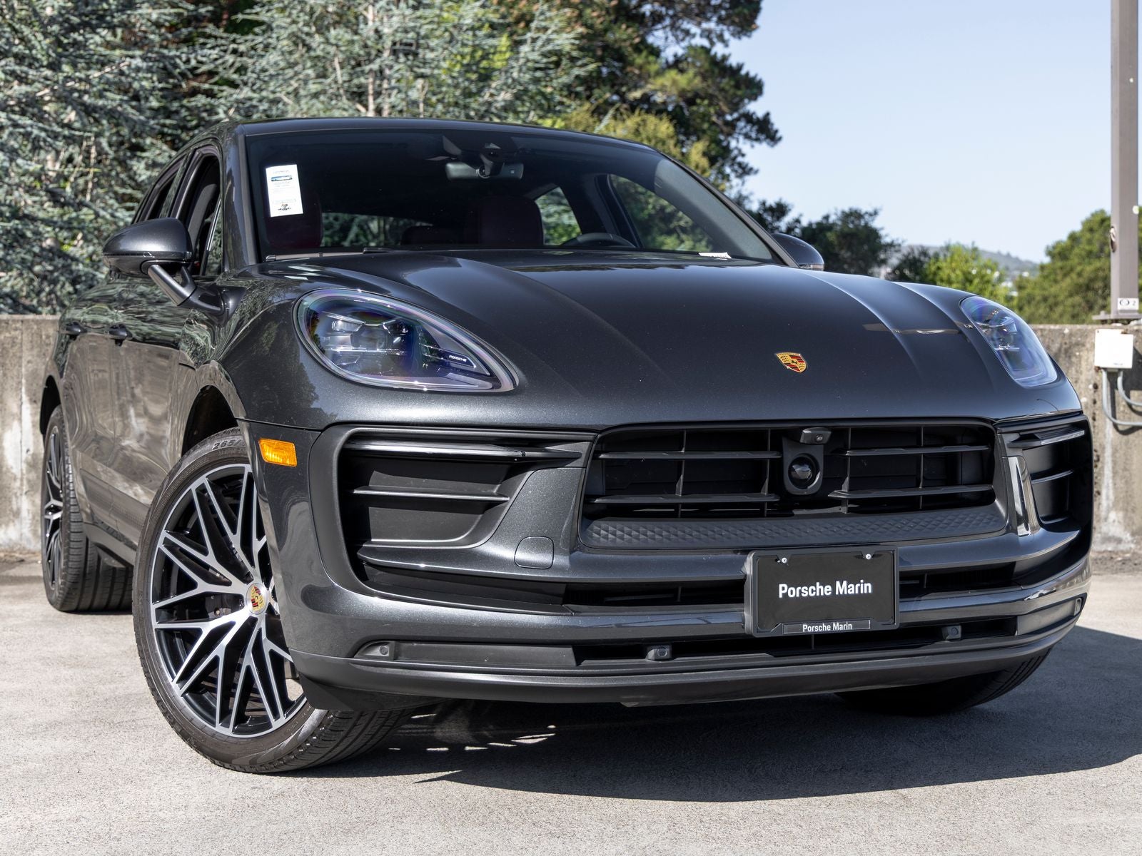 2023 Porsche Macan Base
