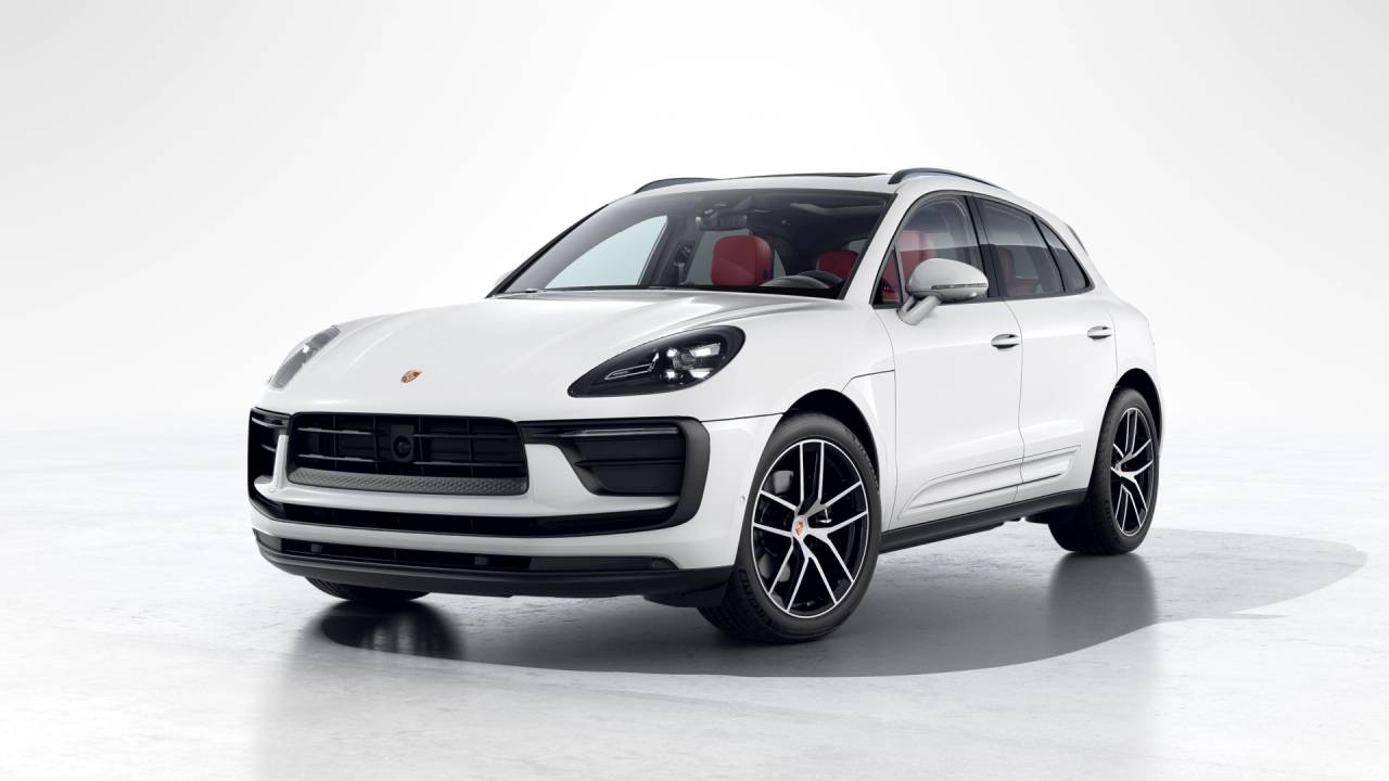 2025 Porsche Macan Base