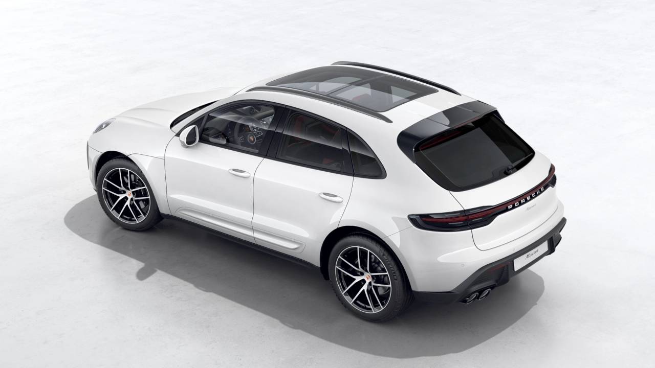 2025 Porsche Macan Base