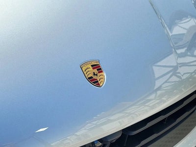 2025 Porsche Macan Base