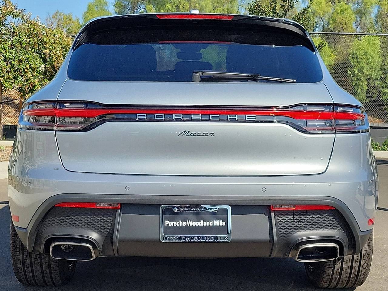 2025 Porsche Macan Base