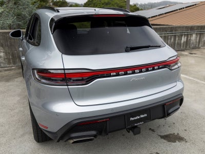 2026 Porsche Macan Macan