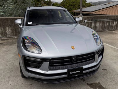 2026 Porsche Macan Macan