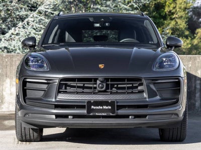 2026 Porsche Macan Base