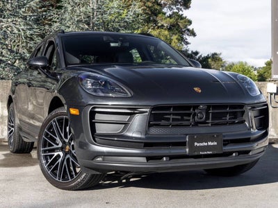 2026 Porsche Macan Base