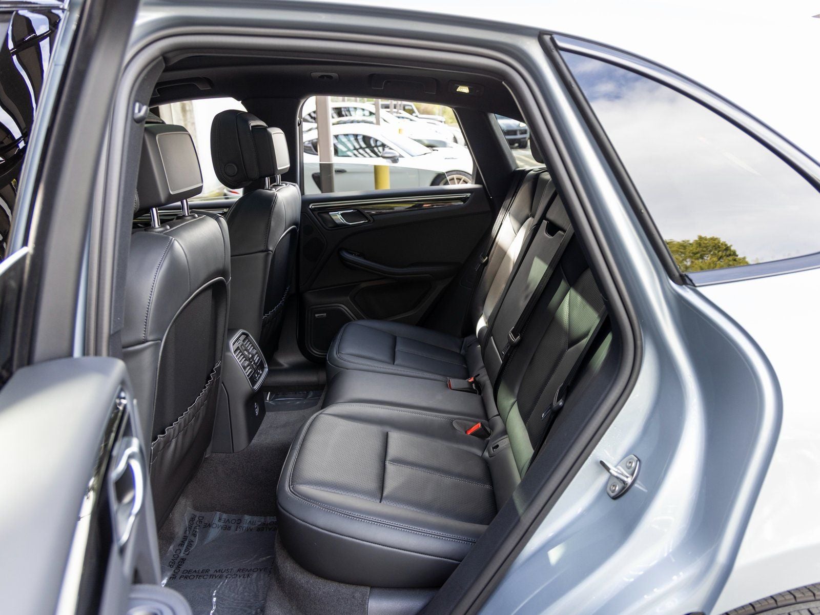 2026 Porsche Macan Macan T