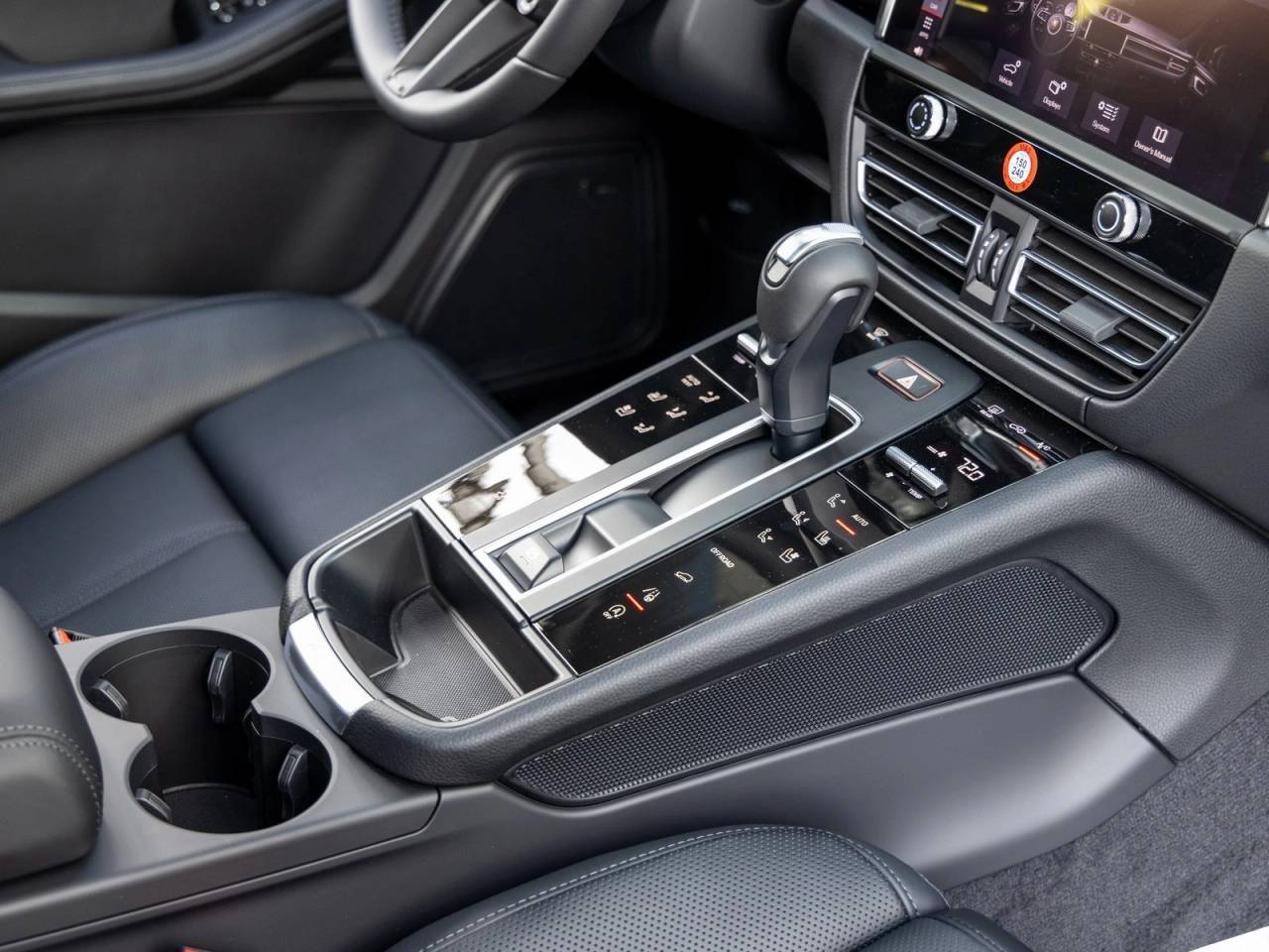 2026 Porsche Macan Macan T