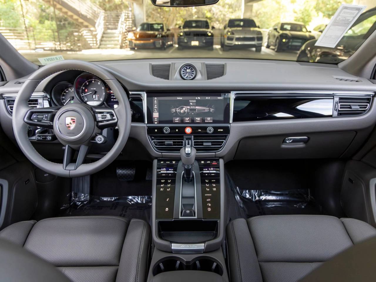 2026 Porsche Macan Base