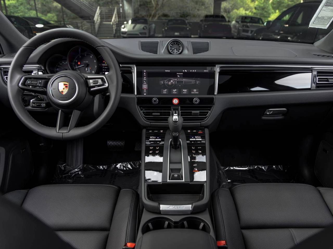 2026 Porsche Macan Base