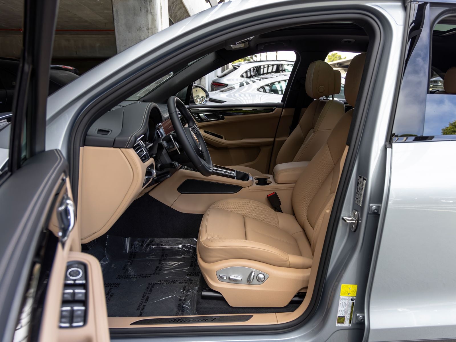 2026 Porsche Macan Macan T