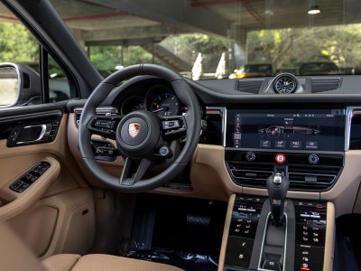 2026 Porsche Macan Macan T