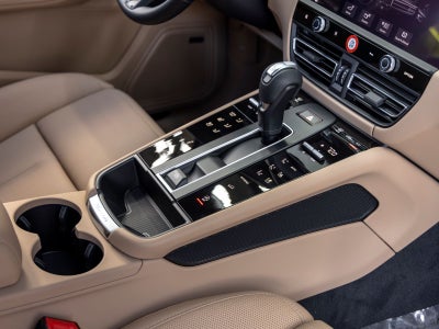 2026 Porsche Macan Macan T