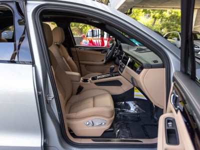2026 Porsche Macan Macan T