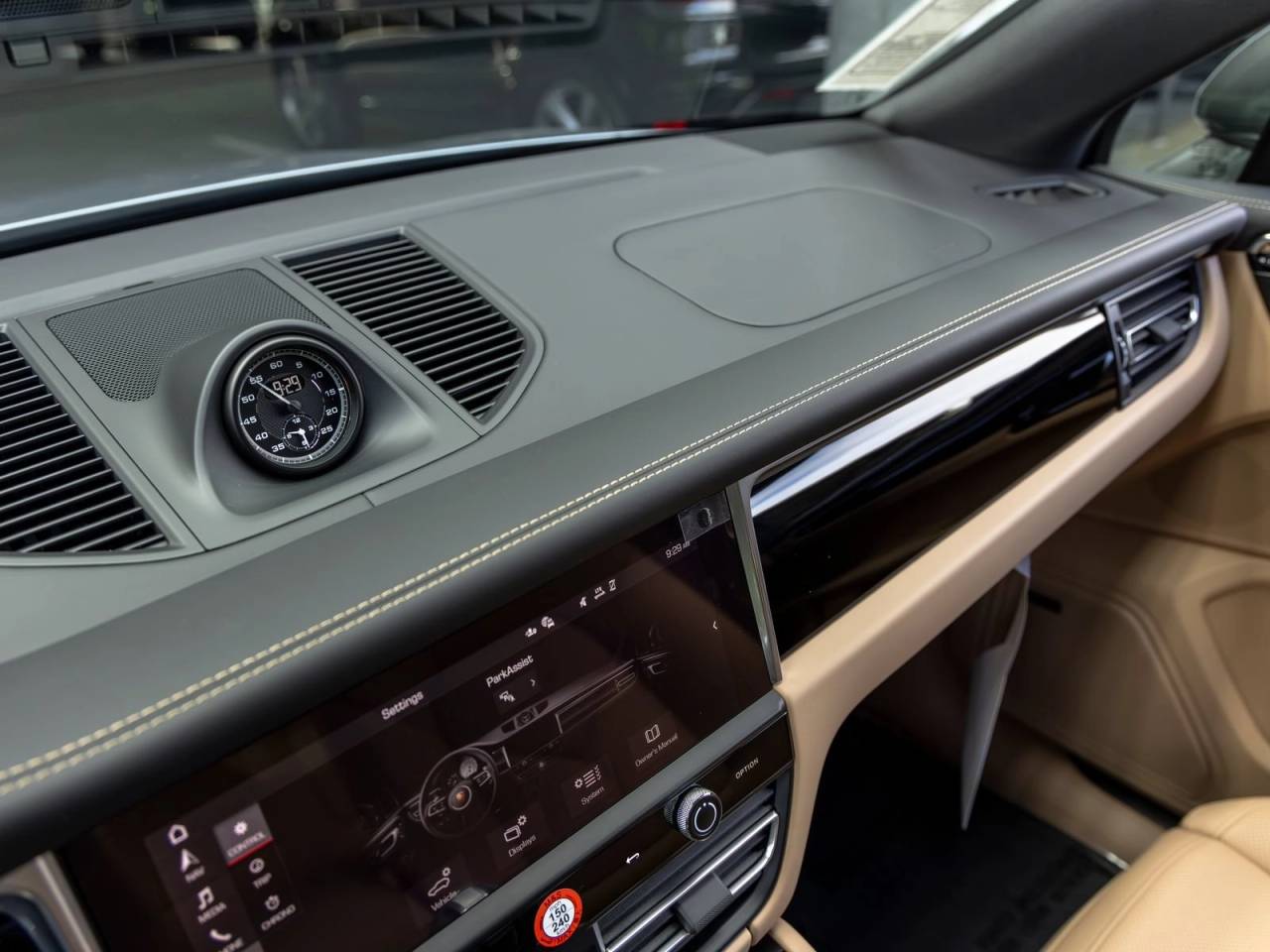 2026 Porsche Macan Macan T
