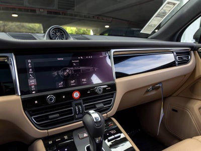 2026 Porsche Macan Macan T