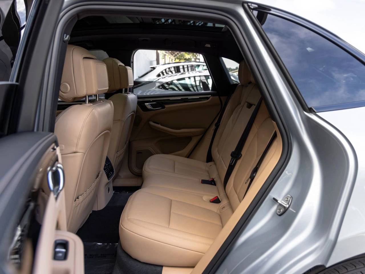 2026 Porsche Macan Macan T
