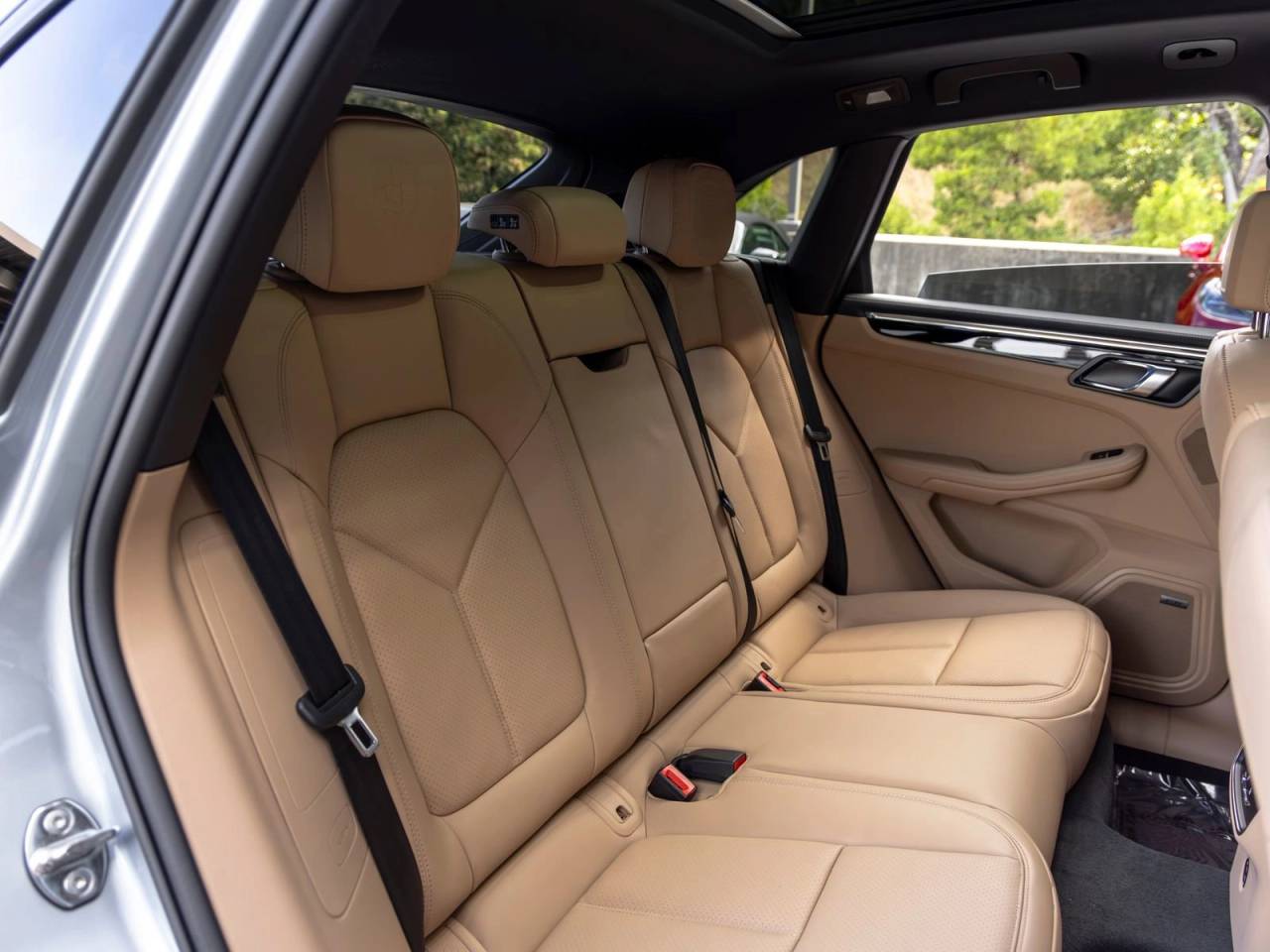 2026 Porsche Macan Macan T