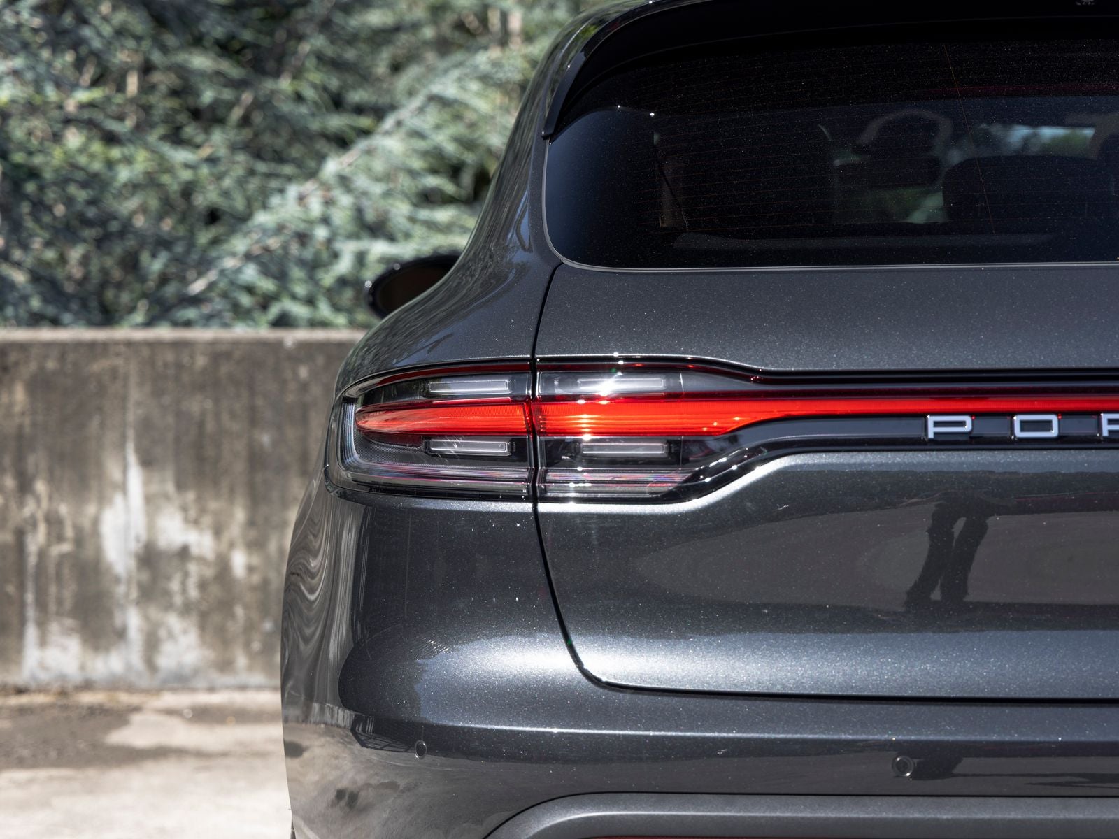 2026 Porsche Macan Base