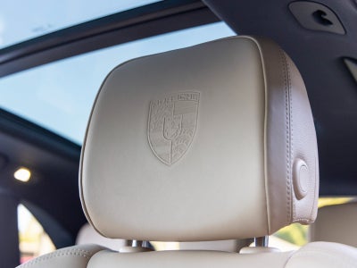 2021 Porsche Macan Macan