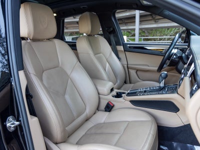 2021 Porsche Macan Macan