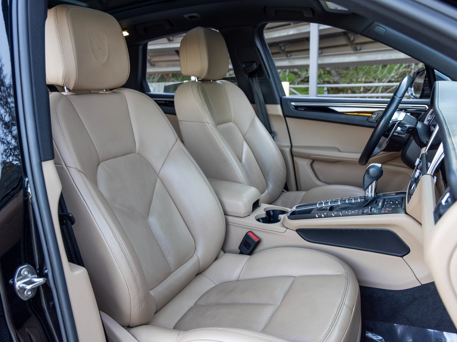 2021 Porsche Macan Macan