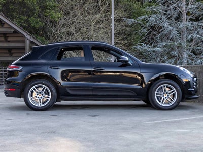 2021 Porsche Macan Macan