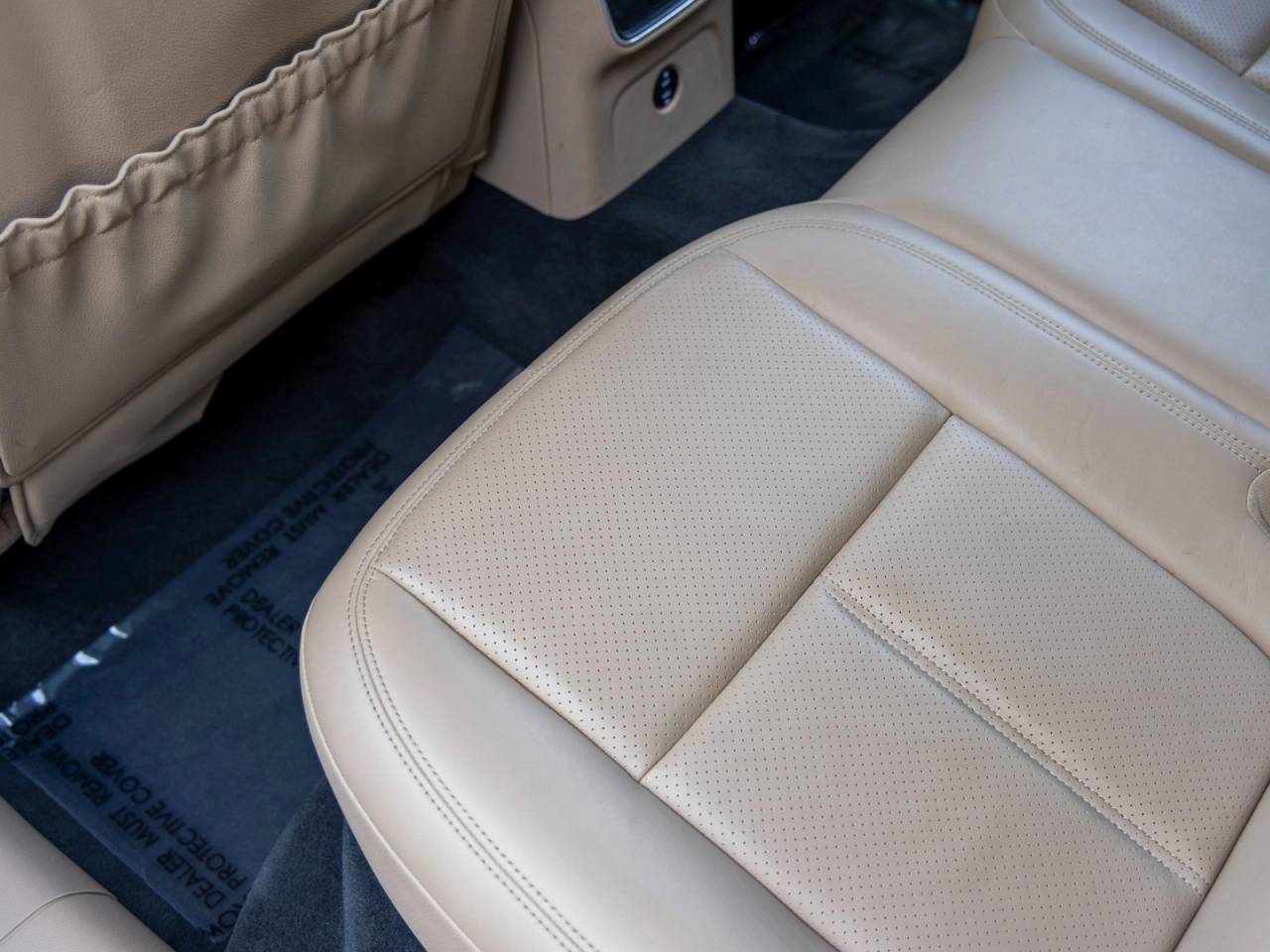 2021 Porsche Macan Macan