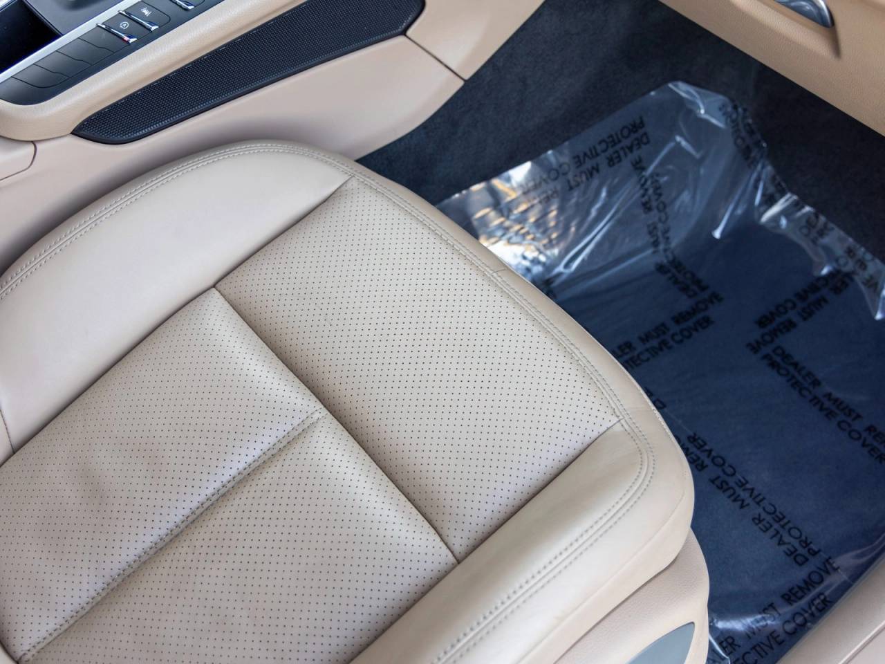 2021 Porsche Macan Macan