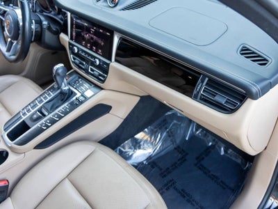 2021 Porsche Macan Macan
