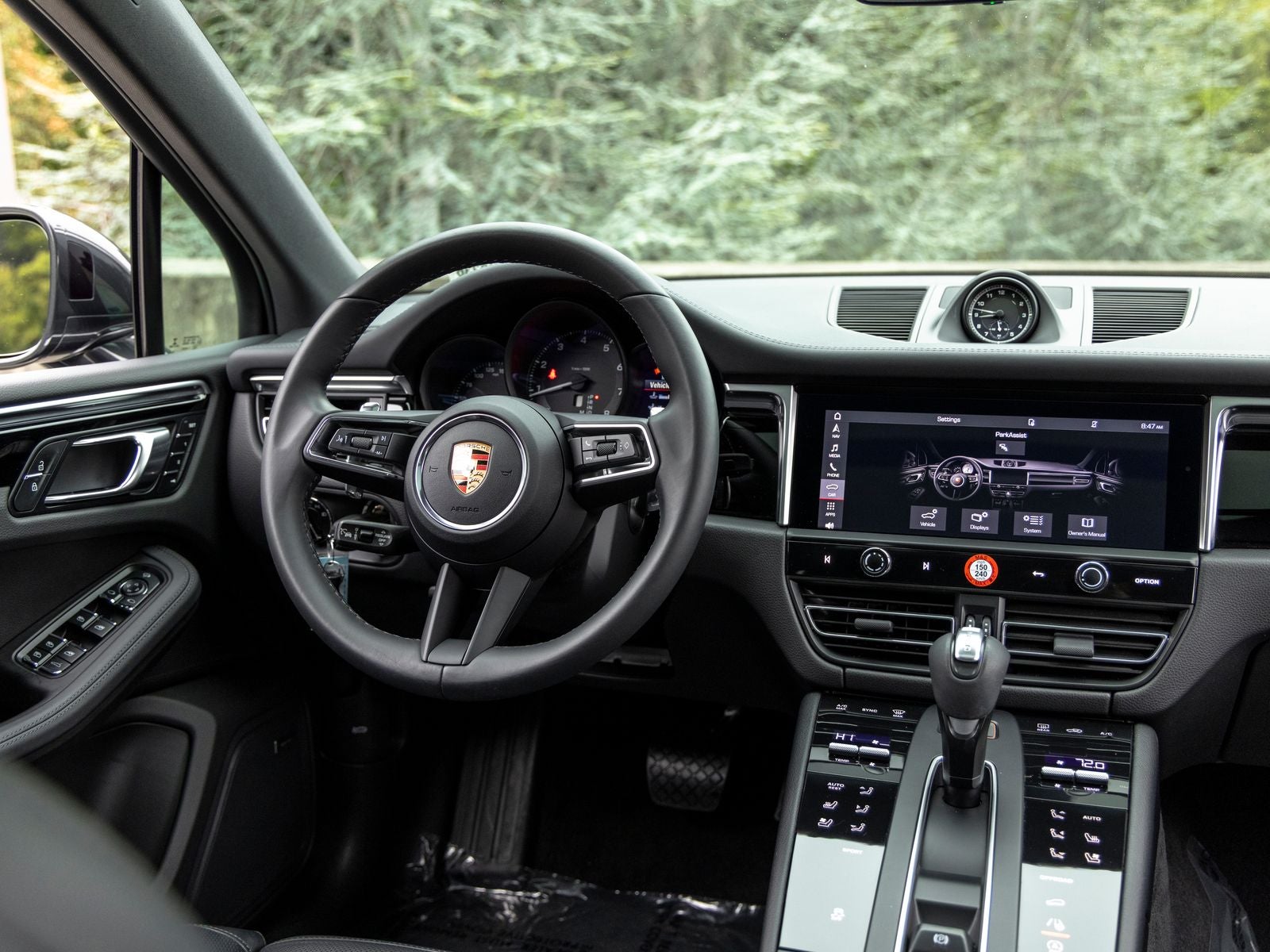 2022 Porsche Macan Base