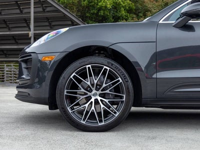 2022 Porsche Macan Base