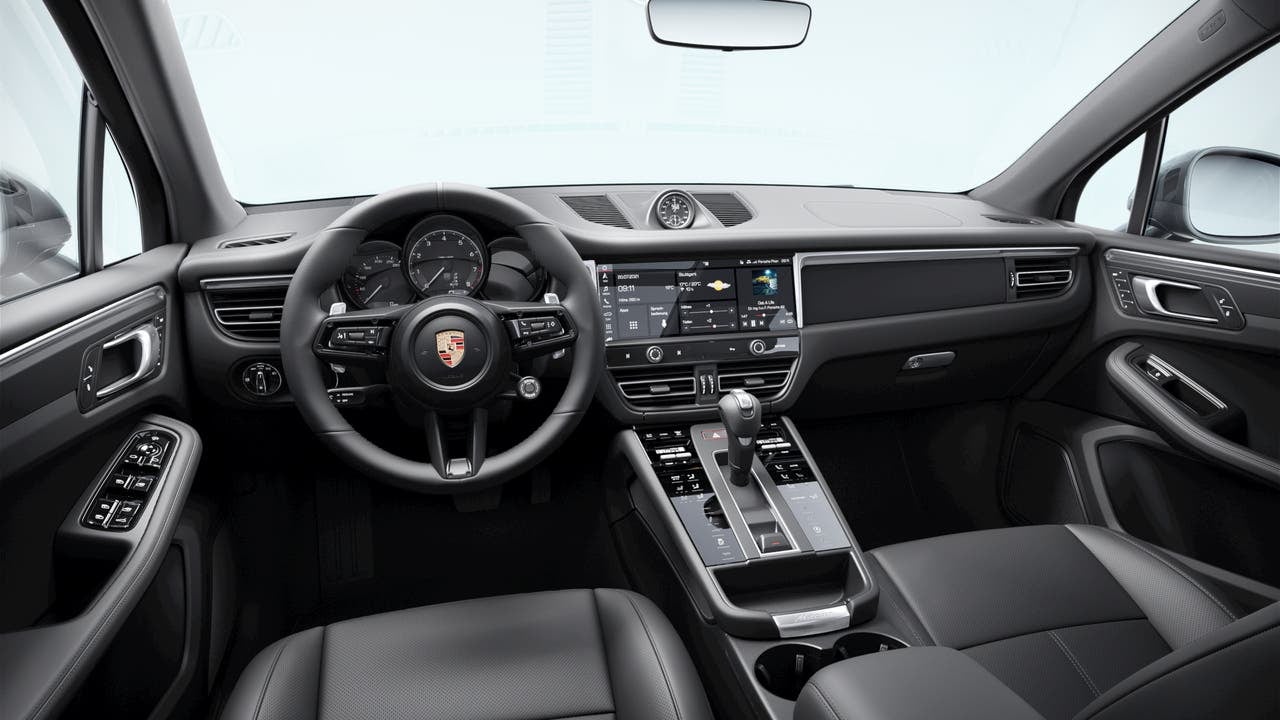2023 Porsche Macan Macan T