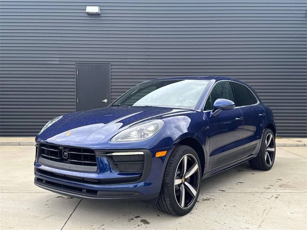 2025 Porsche Macan Macan