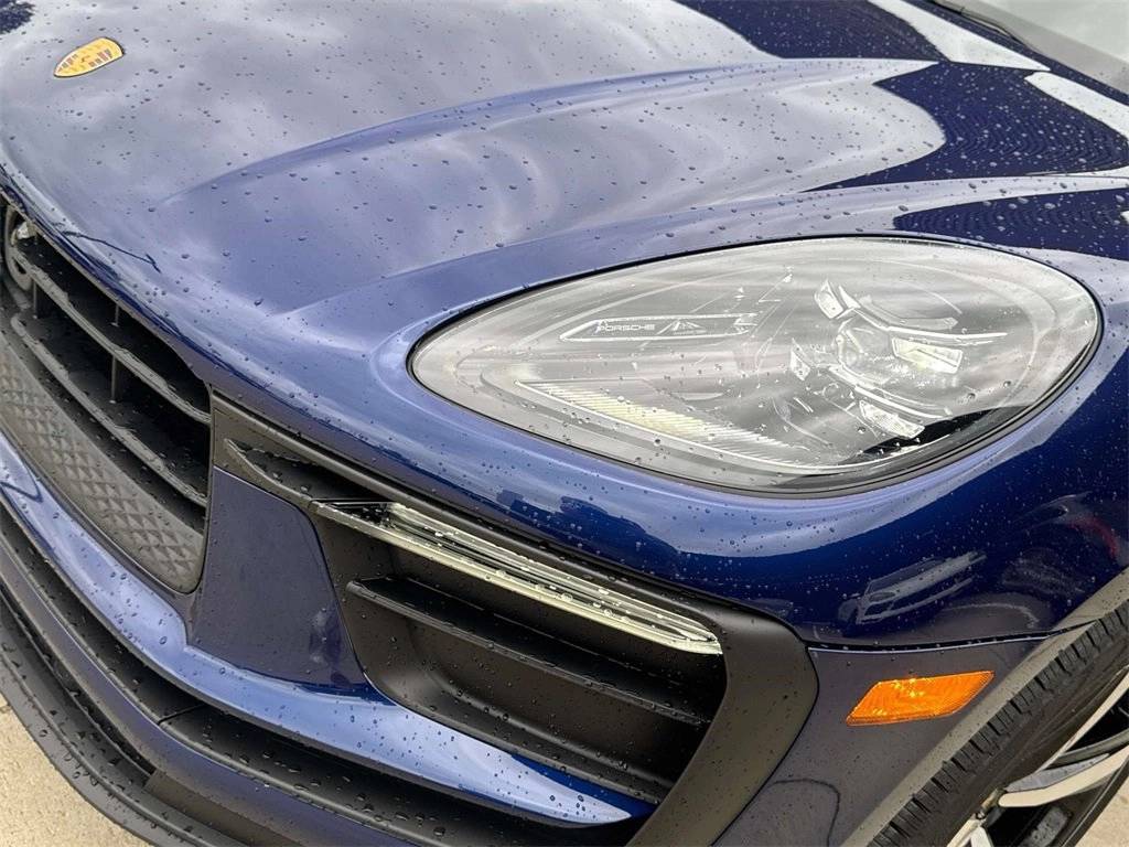 2025 Porsche Macan Macan