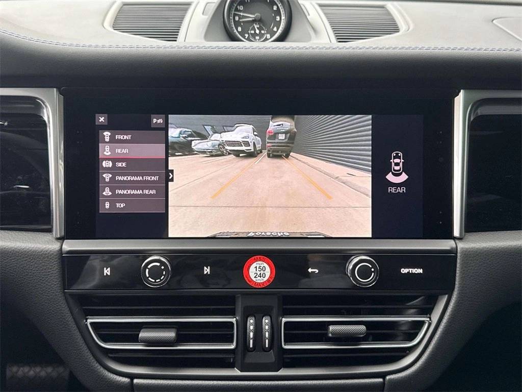 2025 Porsche Macan Macan