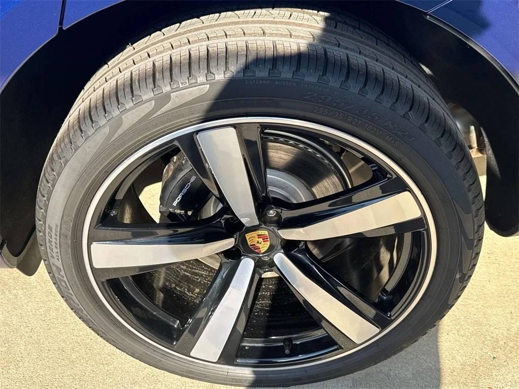 2025 Porsche Macan Macan