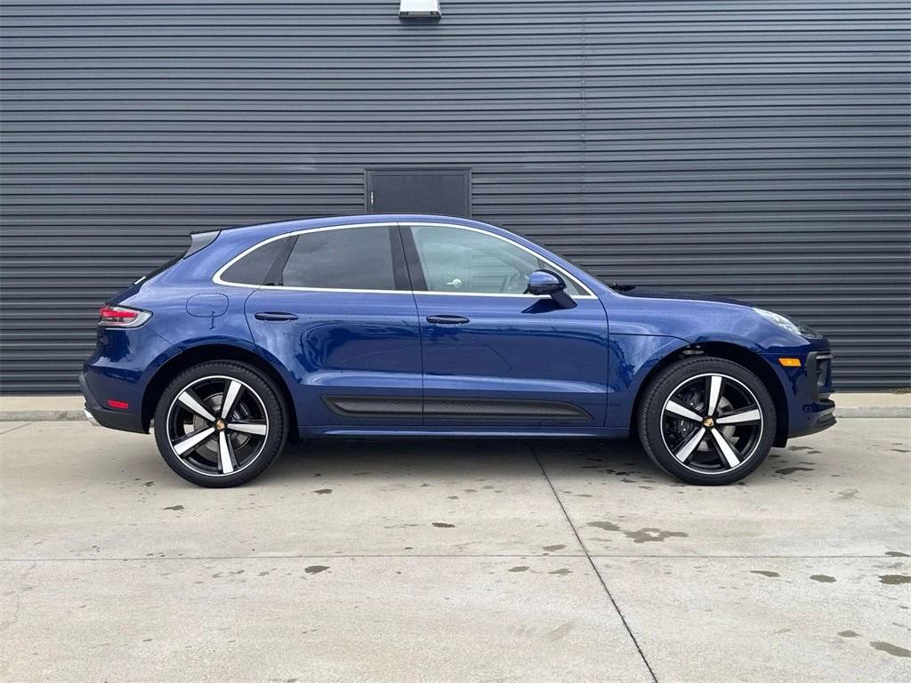2025 Porsche Macan Macan