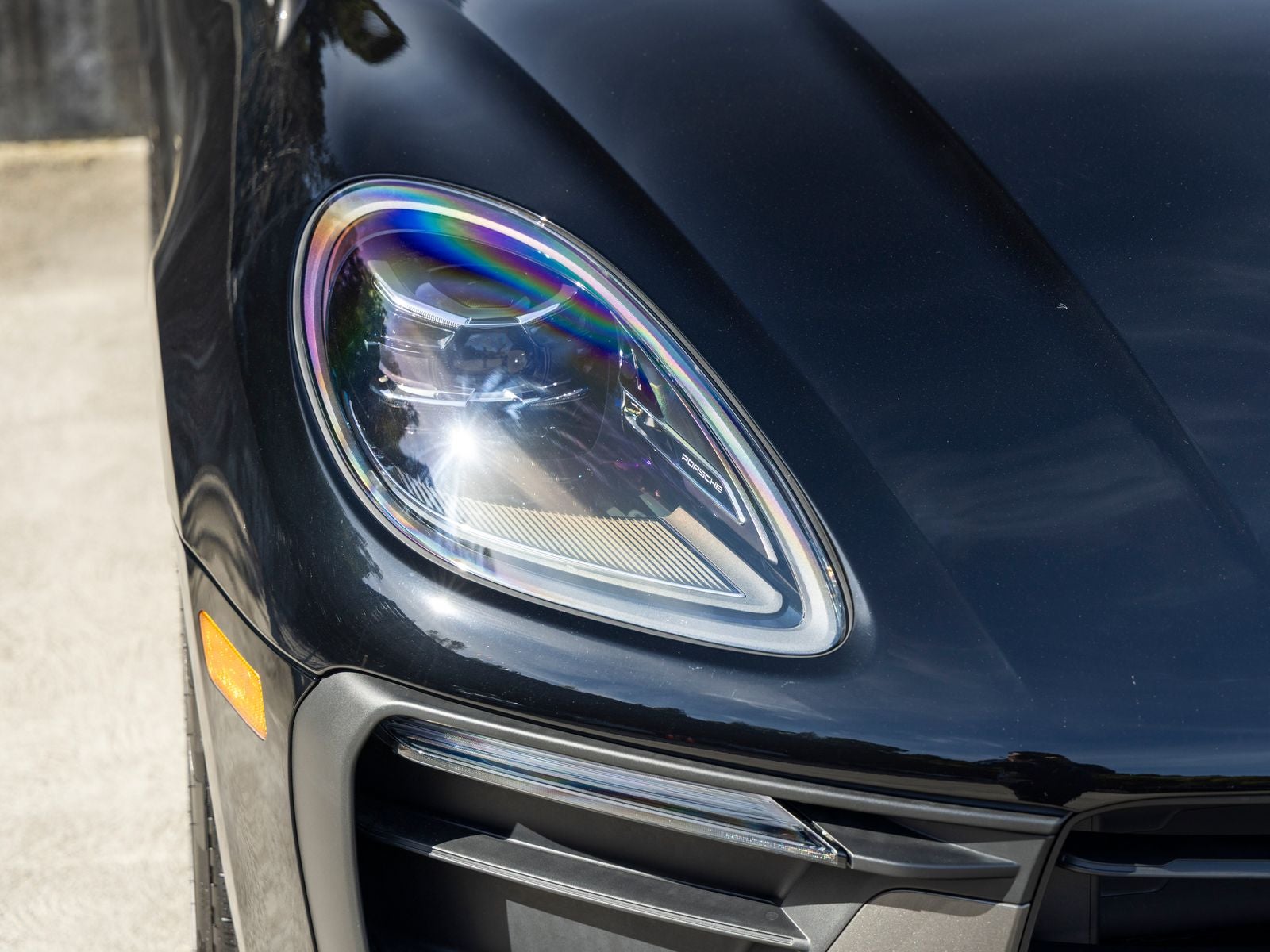 2025 Porsche Macan Macan T