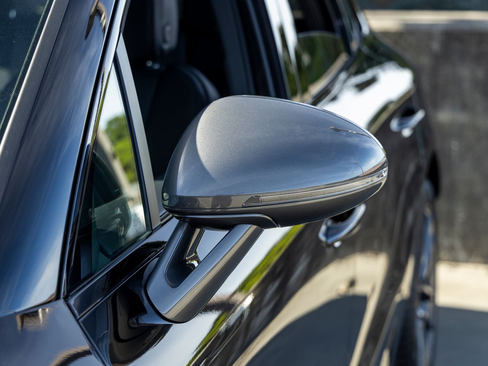 2025 Porsche Macan Macan T