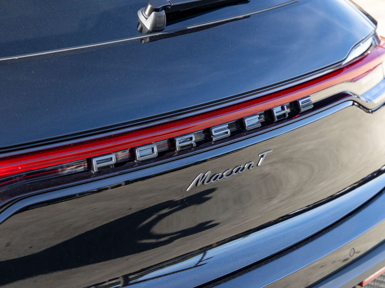 2025 Porsche Macan Macan T