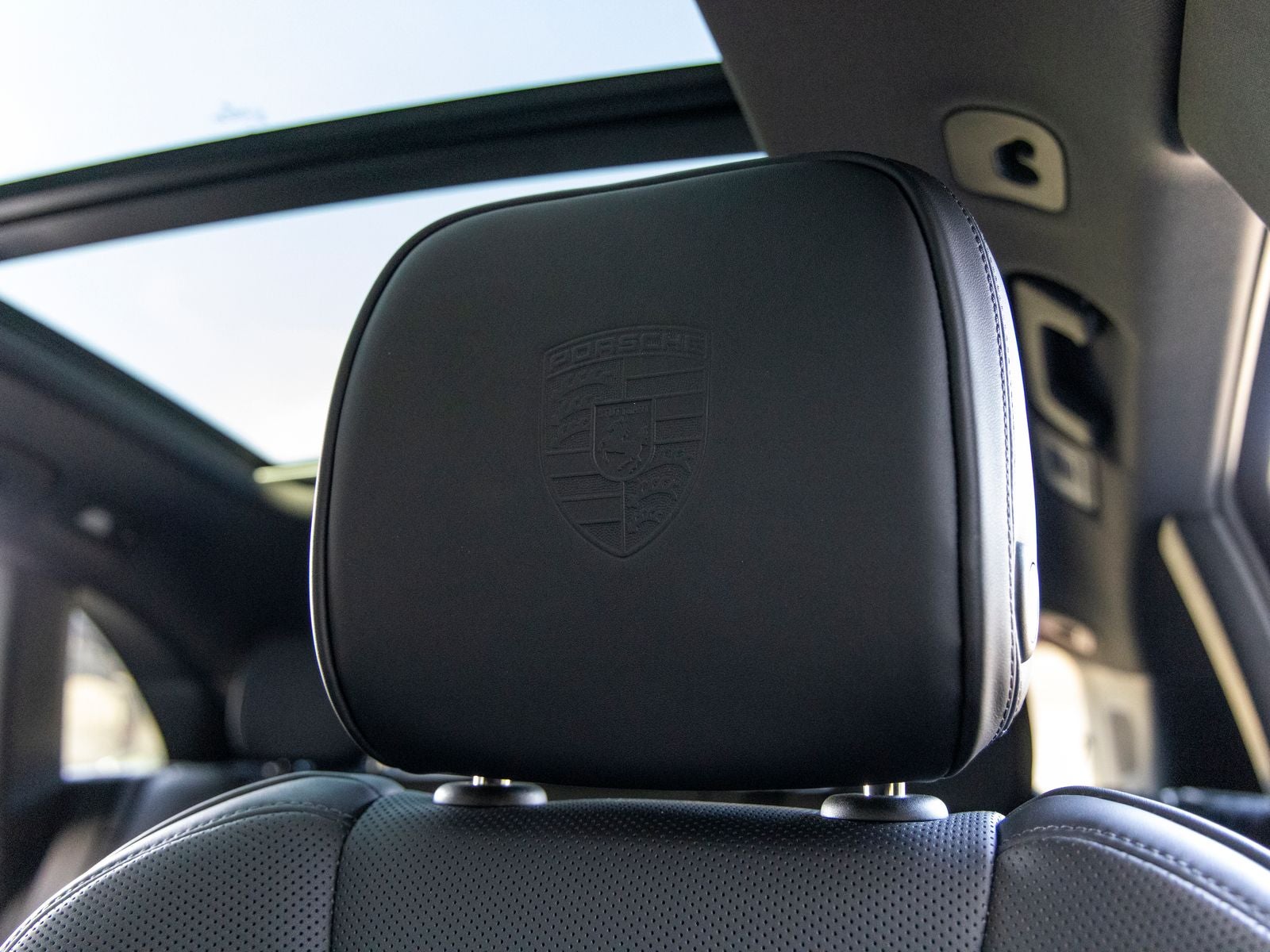 2025 Porsche Macan Macan T