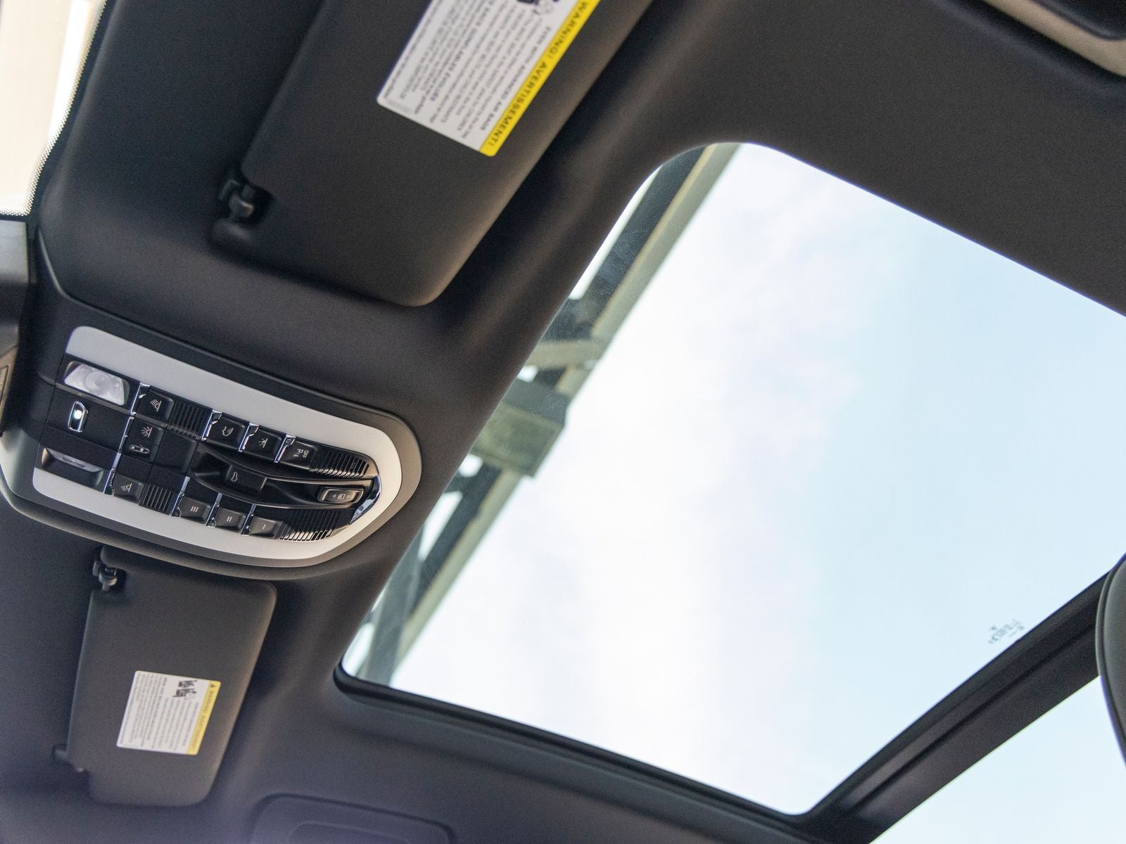 2025 Porsche Macan Macan T