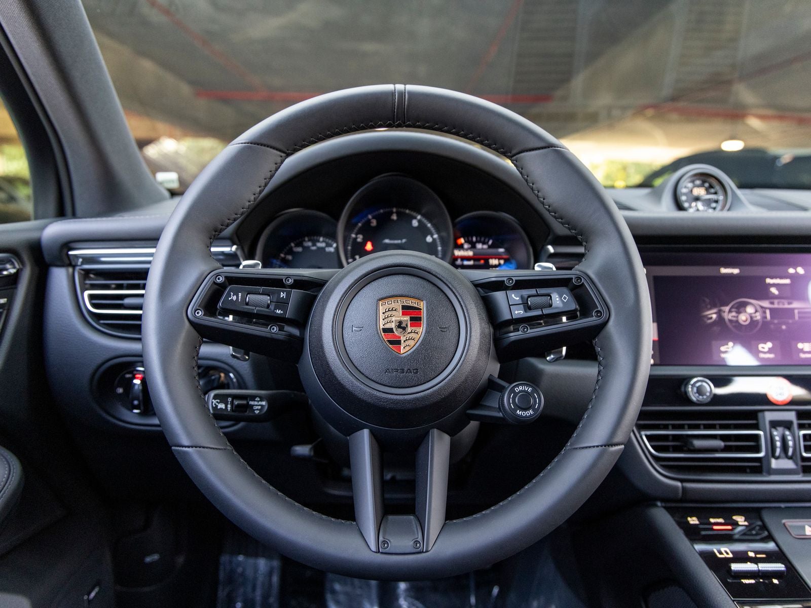 2025 Porsche Macan Macan T